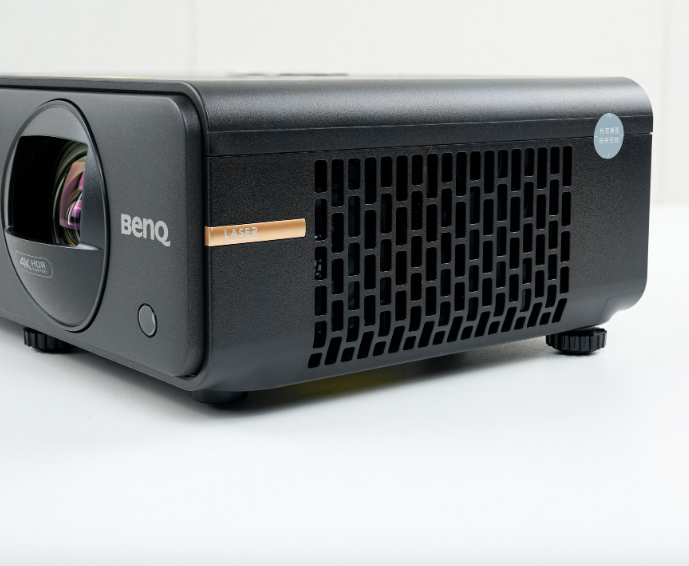 Golf Simulator 4K Projector